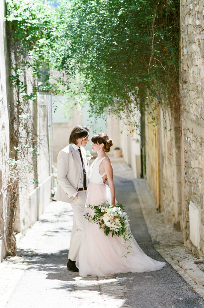 la coquillade provencal summer wedding 20