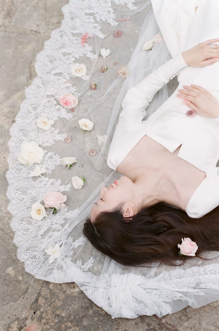 British Bride At The Barnsley House In The Cotswolds