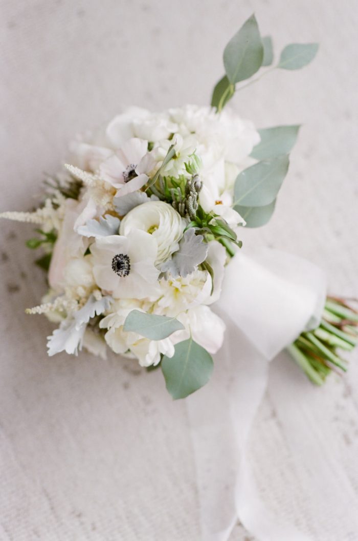 White wedding bouquet at the Halcyon Hotel in Denver