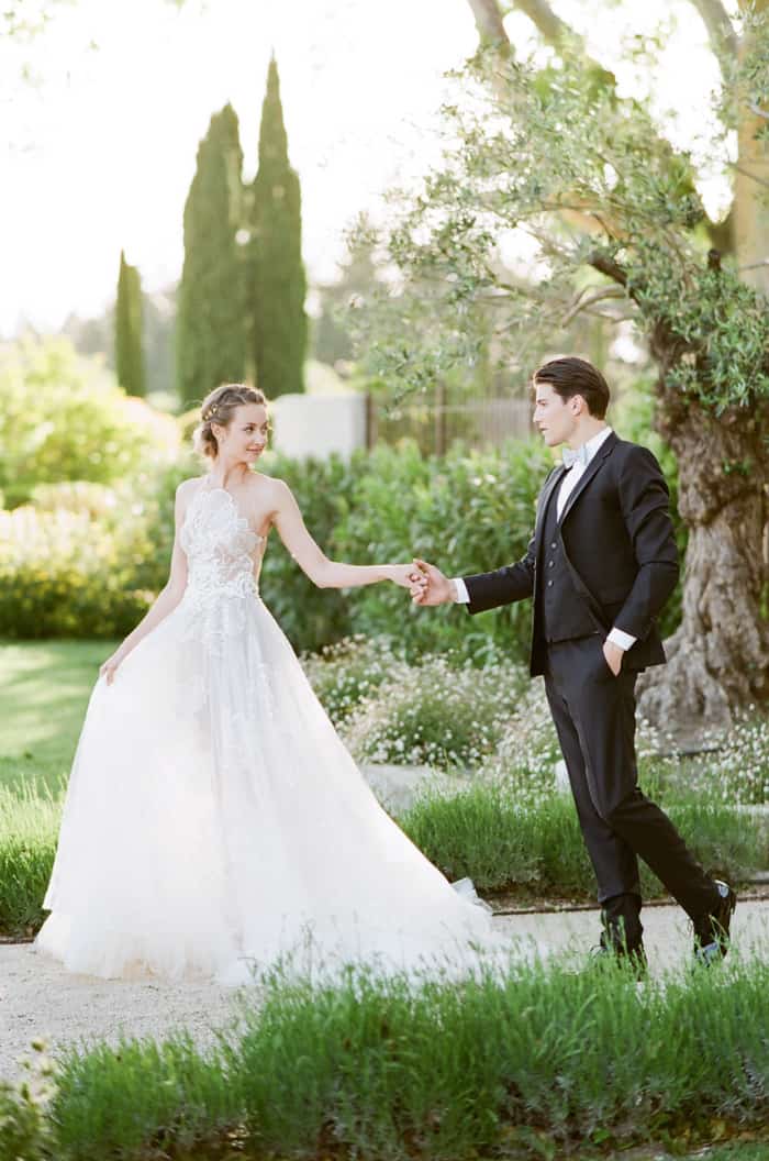 Wedding Couple Walking At Le Clos Saint Esteve At Tamara Gruner Workshops