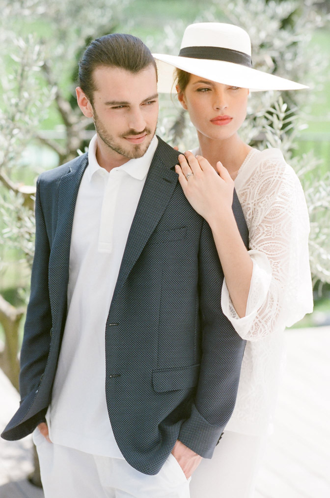 Couple posing at wedding session workshop