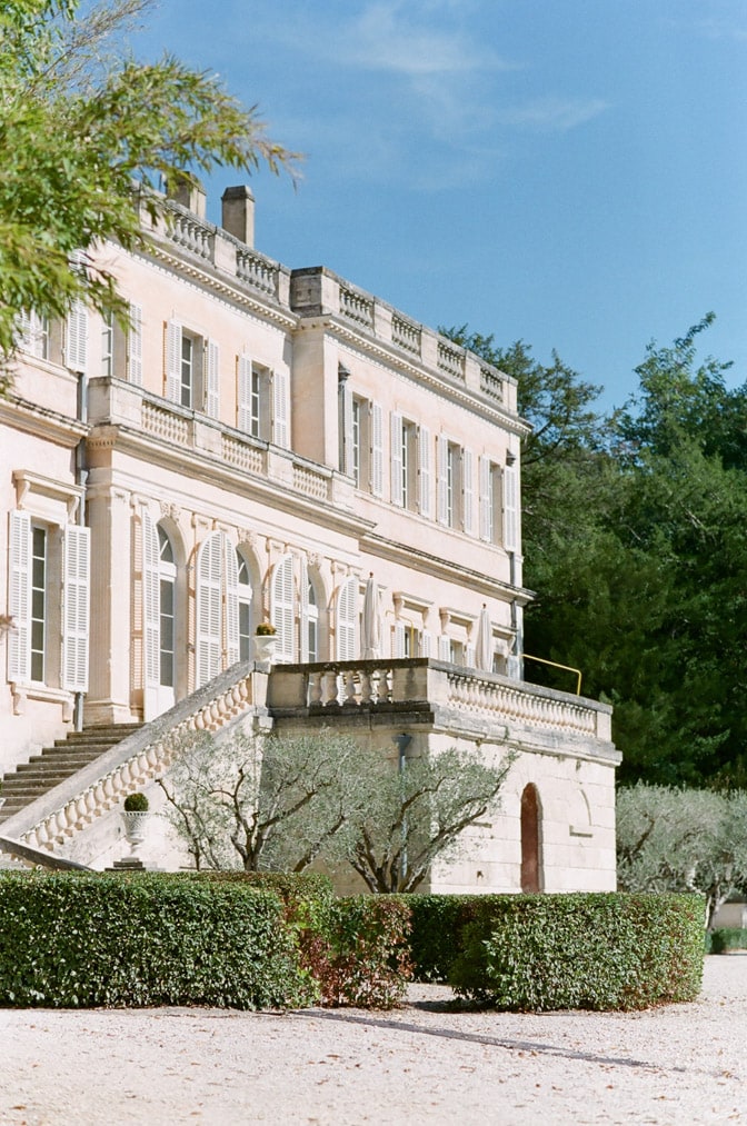 Stairs leading up to the entrance of Château Martinay in France