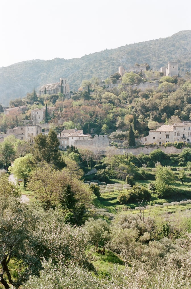 Oppède le Vieux tour guide by luxury destination wedding photographer Tamara Gruner