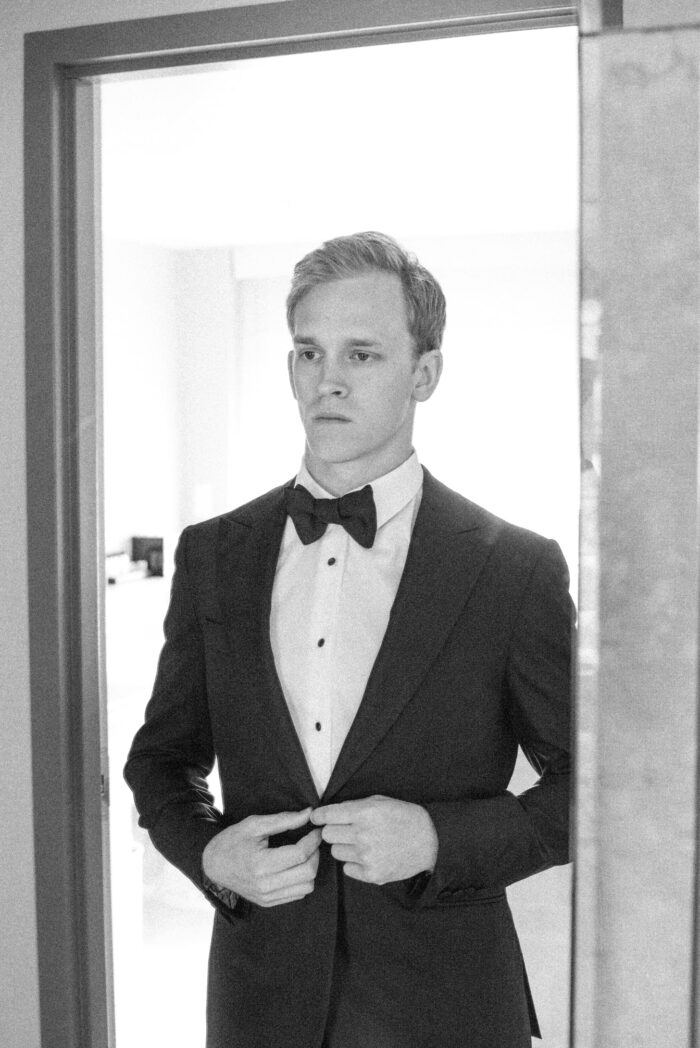 Chicago groom getting ready