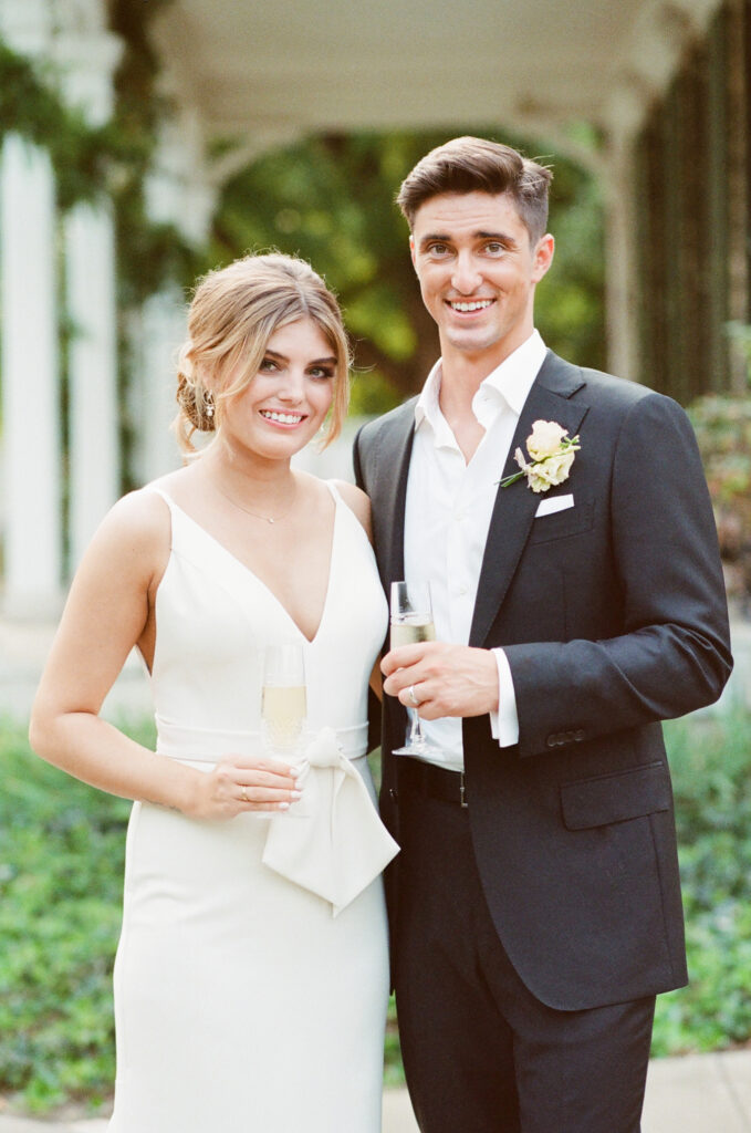 The Oakland House St Louis Missouri Summer Wedding 43
