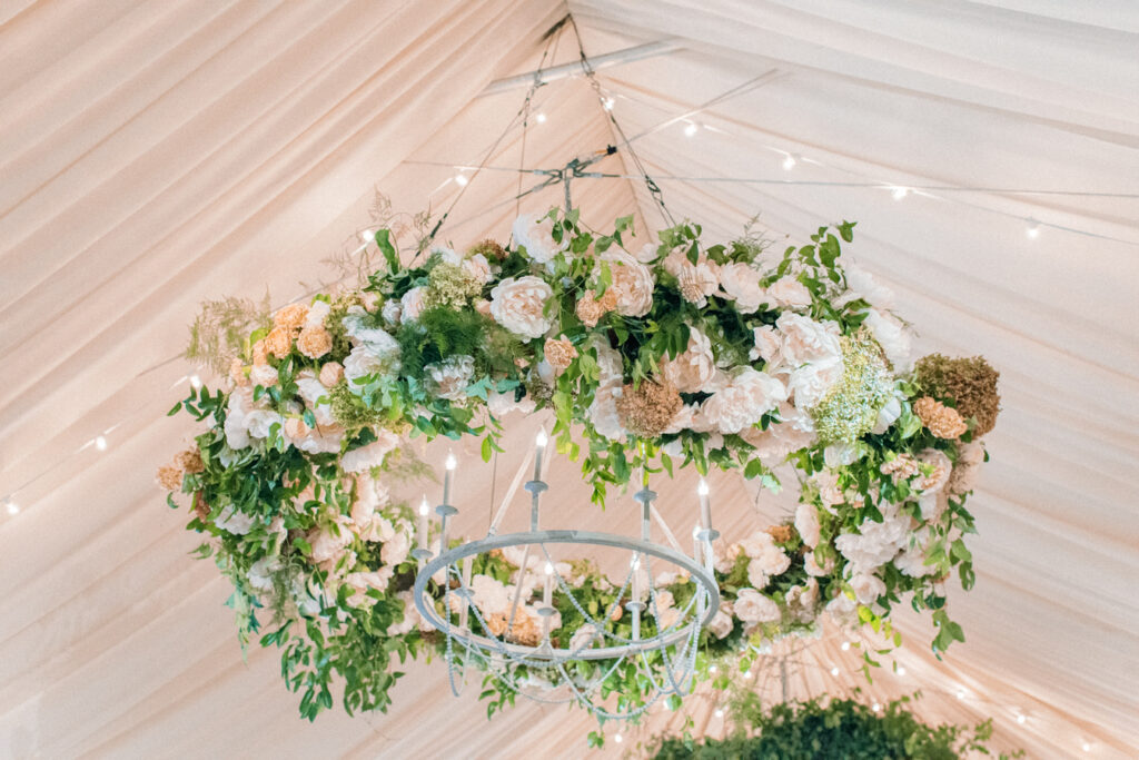 The Oakland House St Louis Missouri Summer Wedding 55
