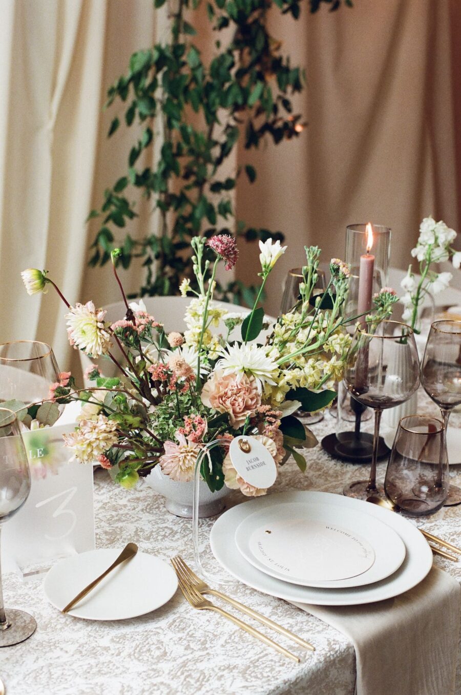 The Oakland House St Louis Missouri Summer Wedding 66