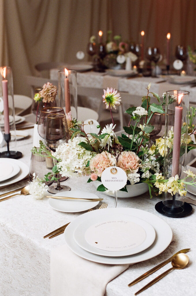 The Oakland House St Louis Missouri Summer Wedding 71