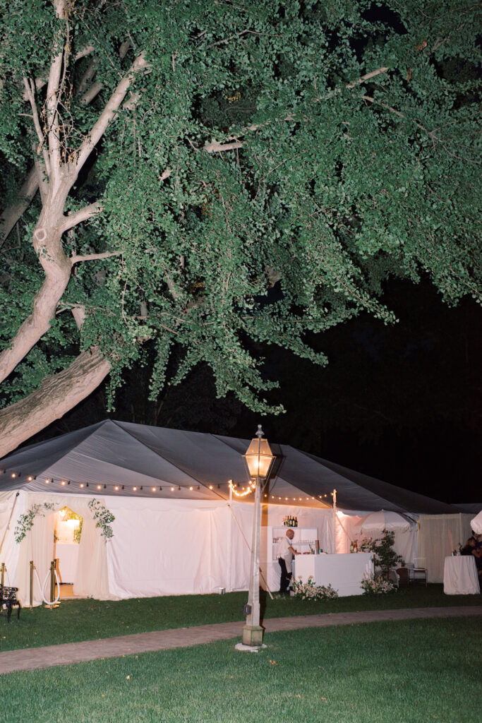 The Oakland House St Louis Missouri Summer Wedding 97