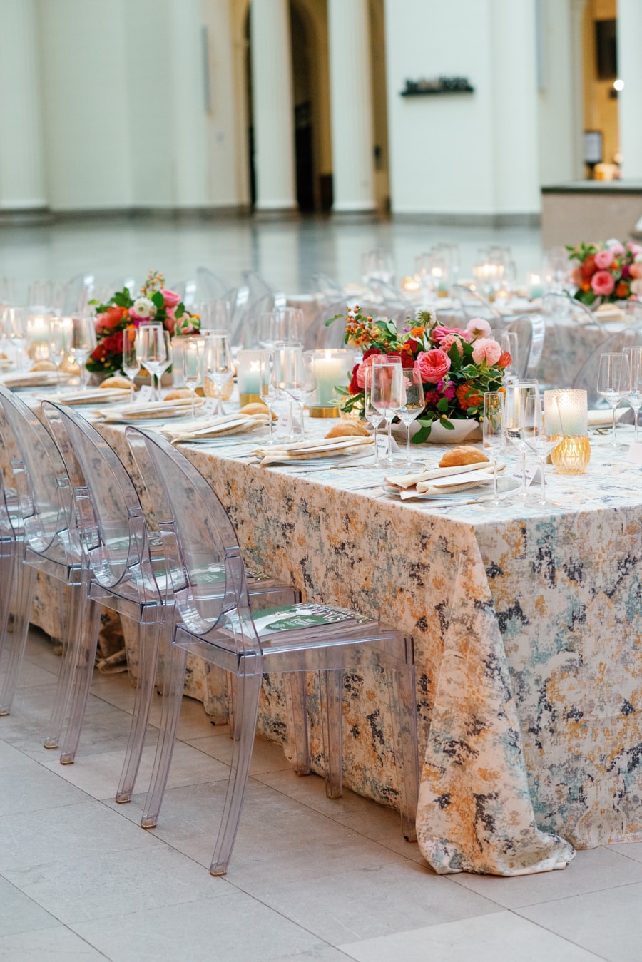Tablescape reception details at Field Museum in Chicago