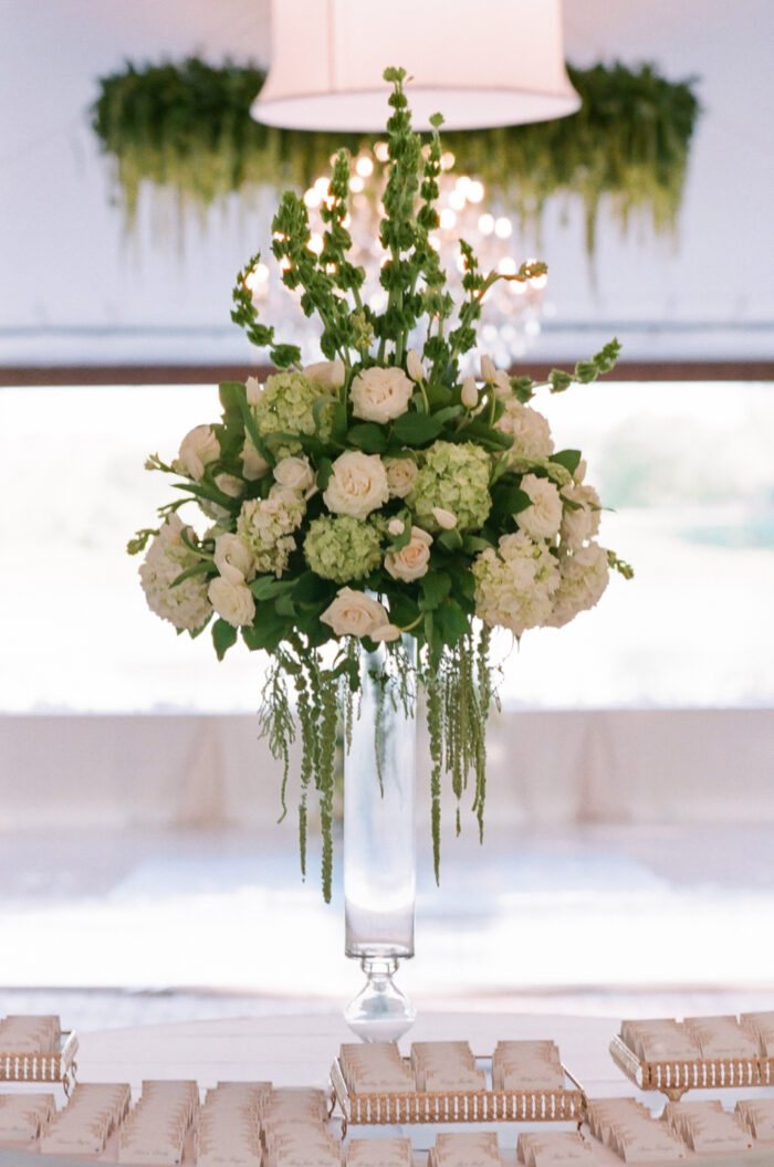 Wedding reception decor idea