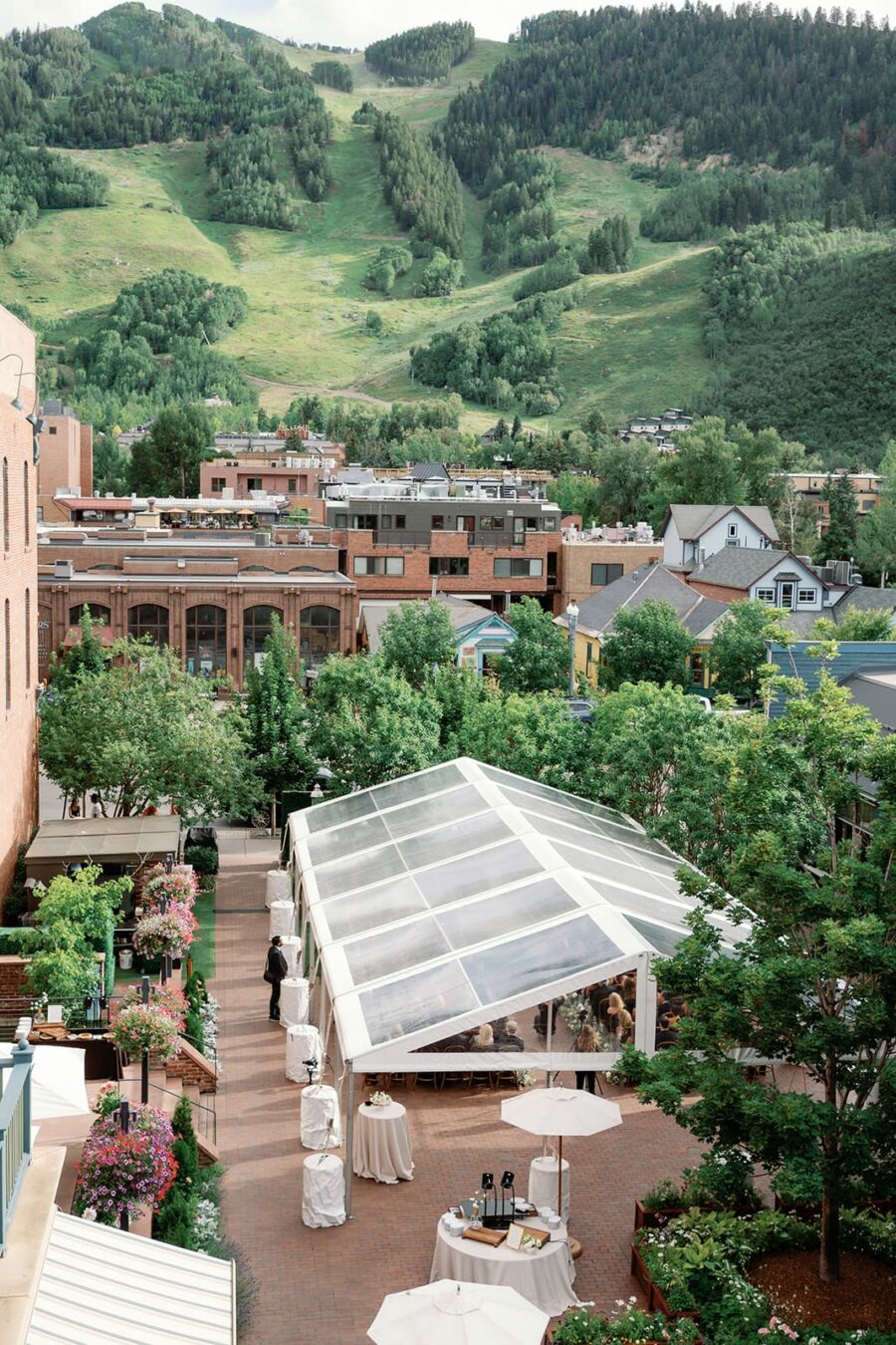 Hotel Jerome Aspen Summer Wedding Blue and White 123