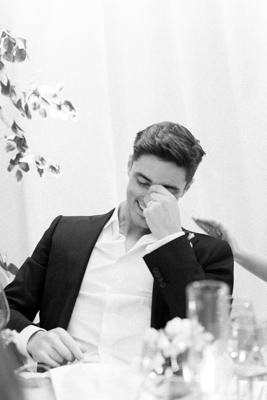 The Oakland House St Louis Missouri Summer Wedding 106