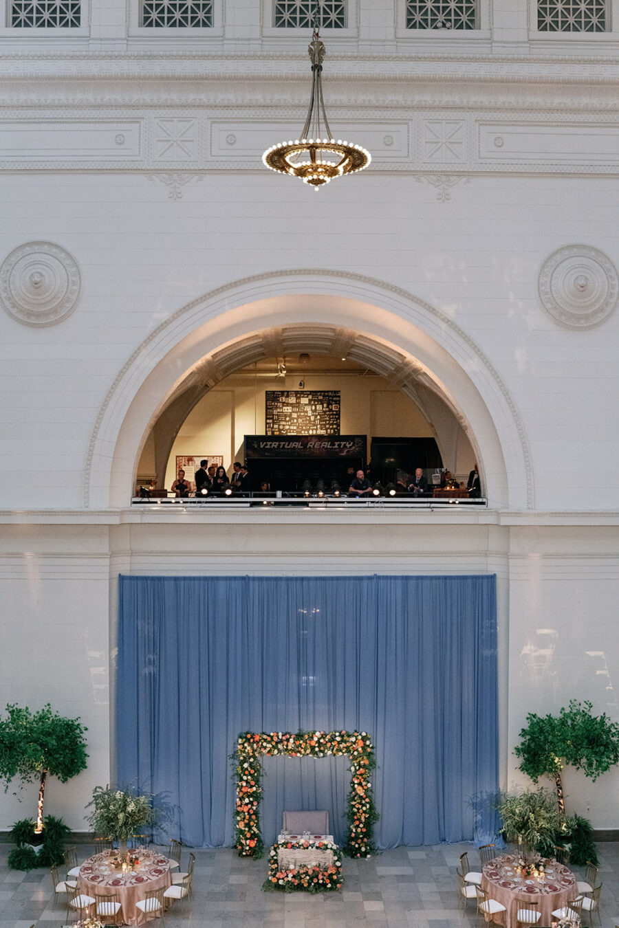 The Field Museum Chicago Summer Wedding 43