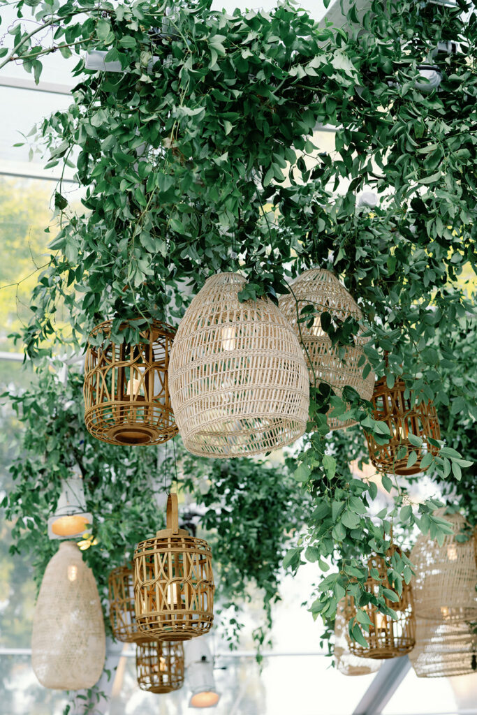 Milwaukee Country Club Summer Wedding in Wisonsin 33