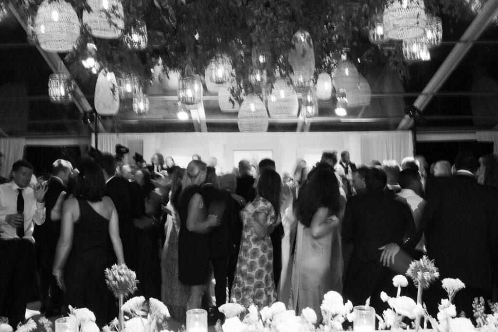 Milwaukee Country Club Summer Wedding in Wisonsin 58