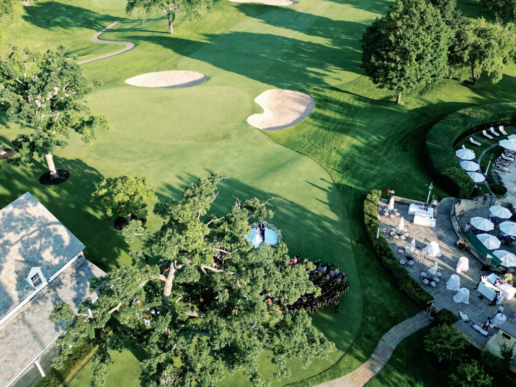 Milwaukee Country Club Summer Wedding in Wisonsin 6