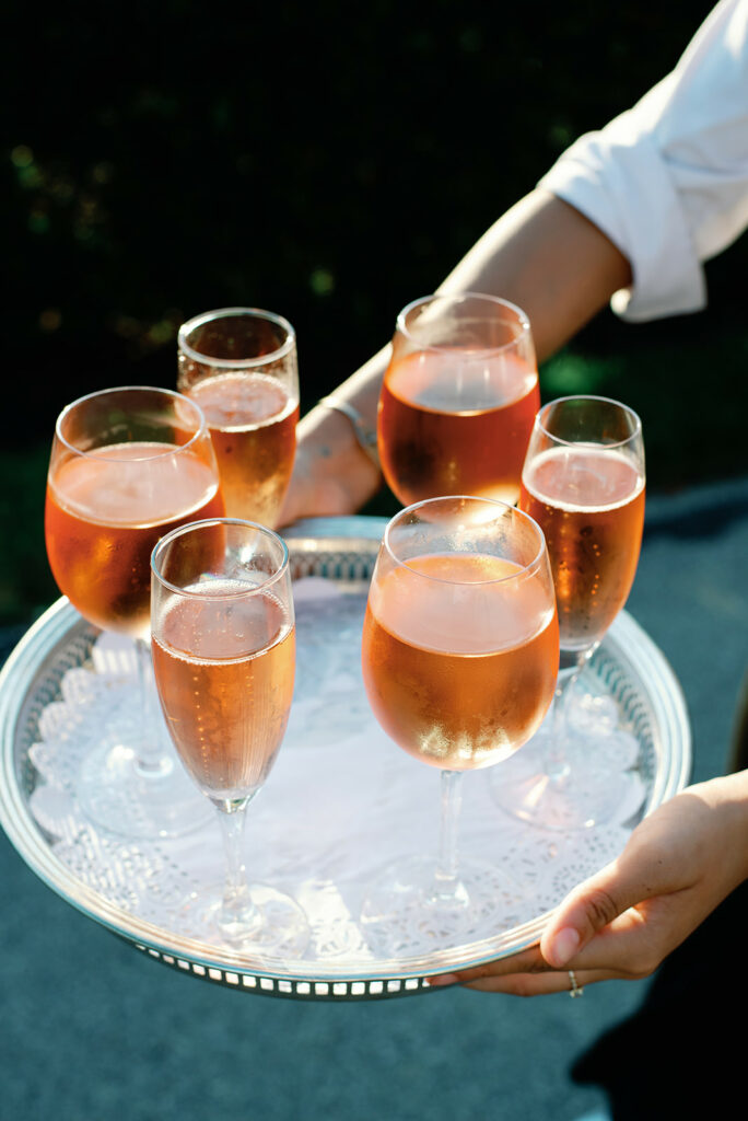 Milwaukee Country Club Summer Wedding in Wisonsin 71
