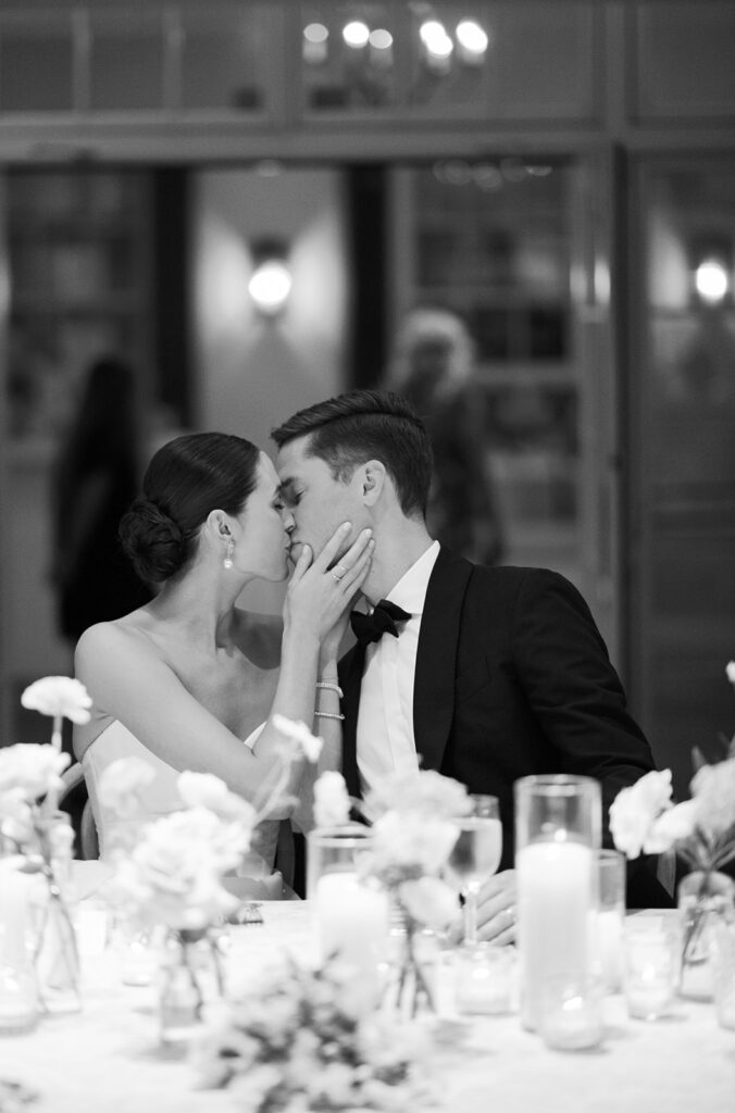 Milwaukee Country Club Summer Wedding in Wisonsin 88