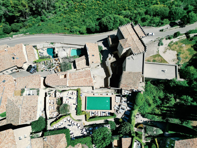 hotel crillon le brave provence drone 0