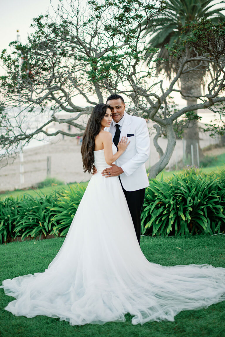 Adamson House Malibu California Summer Wedding 23a