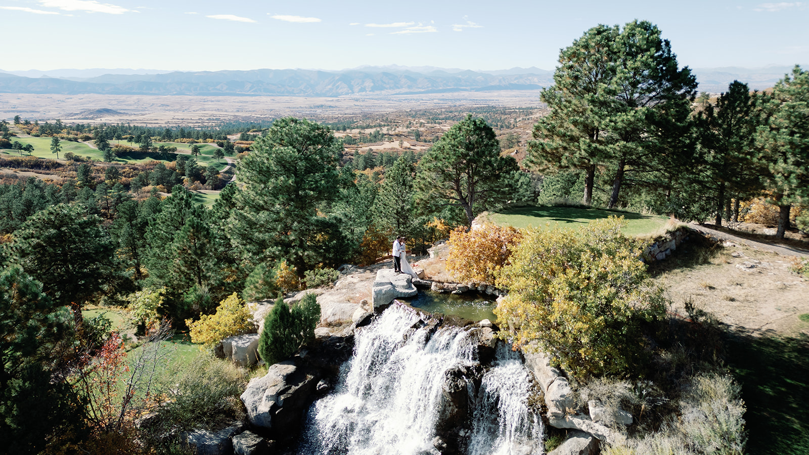 The Sanctuary Daniels Park Colorado Fall Wedding 15
