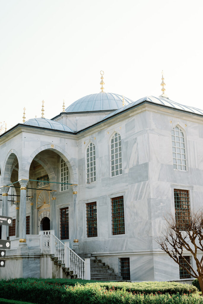 Topkapi Palace museum gardens istanbul turkey 14