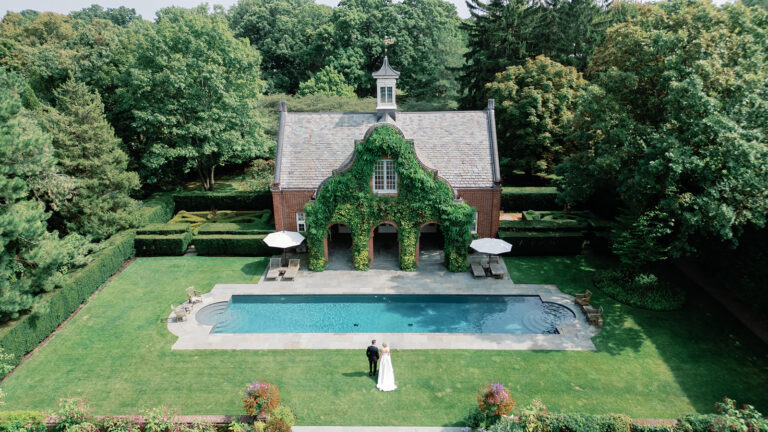 SUMMER WEDDING AT THE EXMOOR COUNTRY CLUB HIGHLAND PARK IL